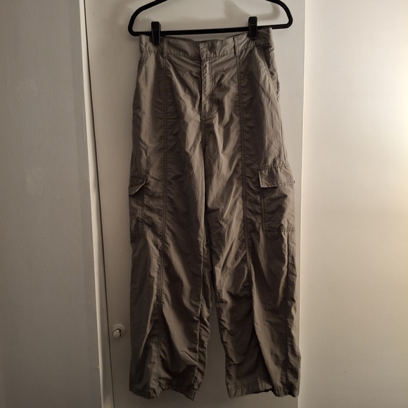 Love Tree Women's Army Green Cargo Nylon Parachute Pants - Picture 1 of 9